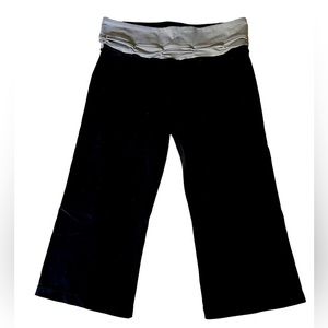 Reversible Lululemon Wide Leg Crop